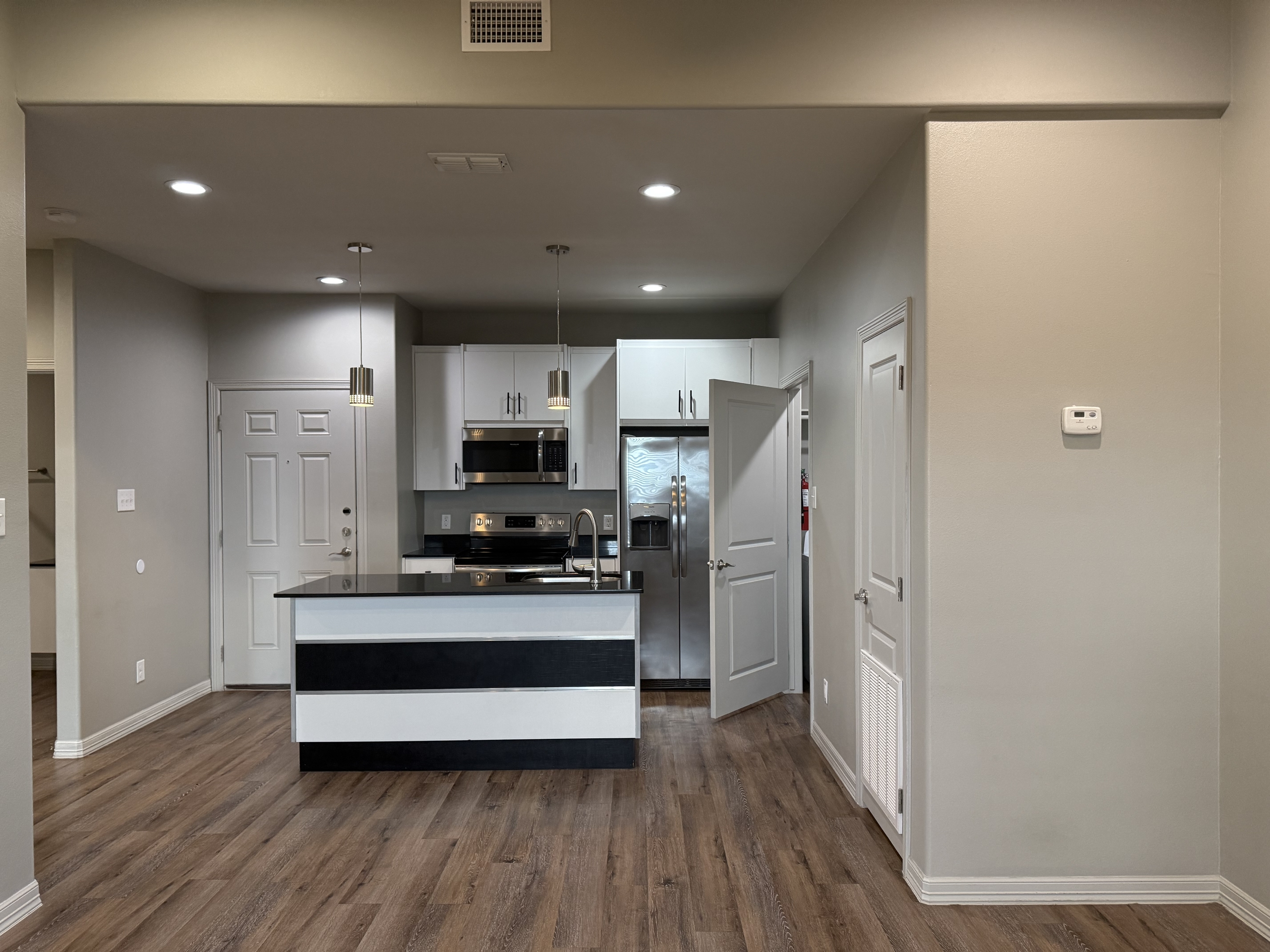 1607 N Sugar Rd - 3305